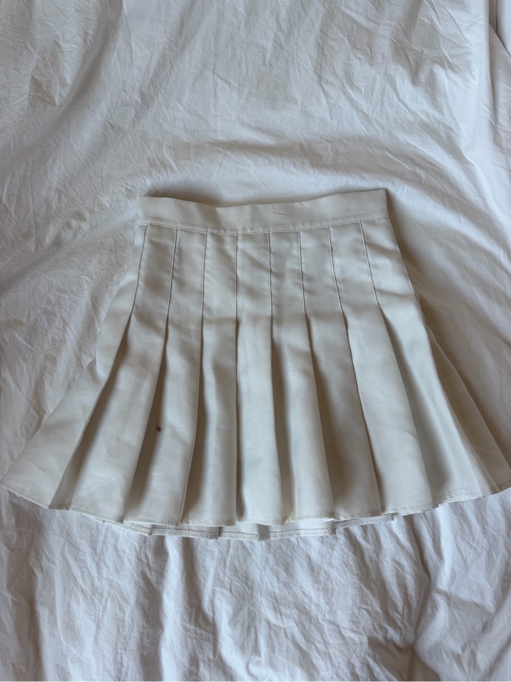 white high waisted pleated skort
